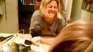 Sonia uprawia seks starsze kobiety sex analny rano.