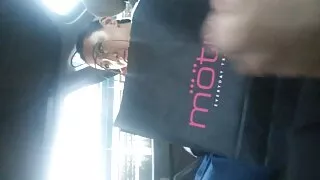 Mulatka sex starszej kobiety pieprzy się na castingu z czarnym.