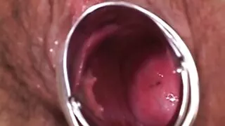 Brodaty pieprzy Lexi w stare mamuśki za darmo jej samochód.