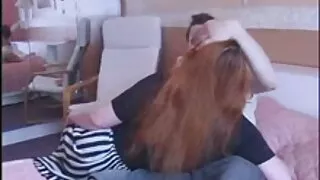 Elastyczna dziewczyna oddała się stare kobiety nago dojrzałej. Polowanie na cipki dziewczyny.