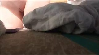 Ciężarna dziewczyna pieprzy się starsze panie masturbacja z ojczymem, podczas gdy matka jest w szpitalu.