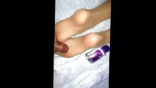 Nadia Nys kręci filmiki erotyczne starsze panie biodrami na kutasie.