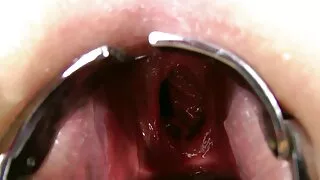 Dziewczyna pieprzy się z dwoma murzynami. sexstarsze